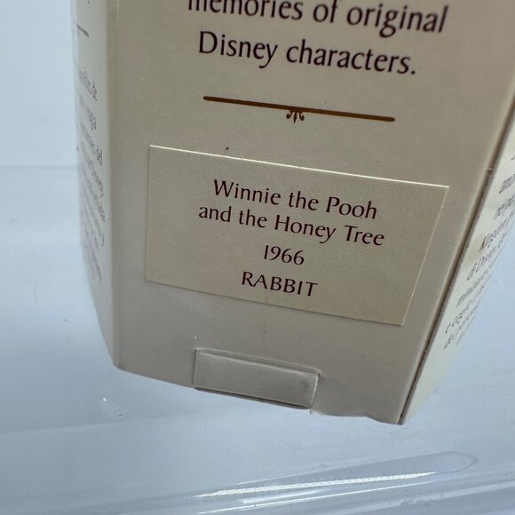 Disney Store Tiny Kingdom Rabbit Figurine 1966 Winnie The Pooh & The Honey Tree - Picture 4 of 6